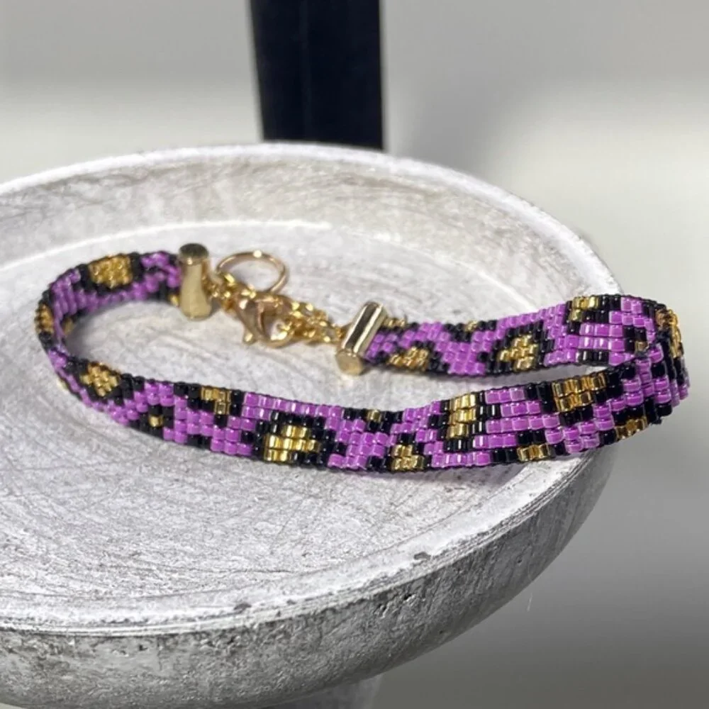 Purple Black and Gold Leppard Print  Cheeta Pattern Seed Bead  Bracelet